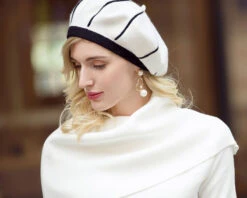 Chapeau En Laine Bérets Femmes Avec Rayures