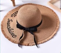 Chapeau En Paille Pour Femmes à Grand Bord Et Ruban Noir