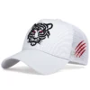 Casquette Brodée Tête De Tigre Semi-ajourée