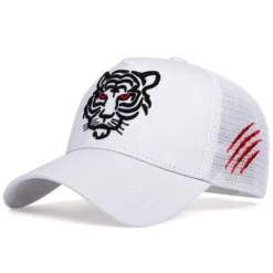 Casquette Brodée Tête De Tigre Semi-ajourée