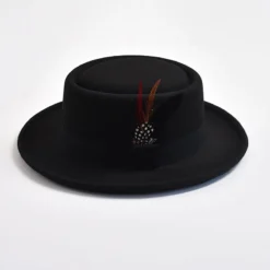 Chapeau Juif Vintage à Bord Roulé Avec Plume